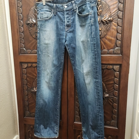 Mens Citizens of Humanity distressed jeans. - Picture 2 of 11